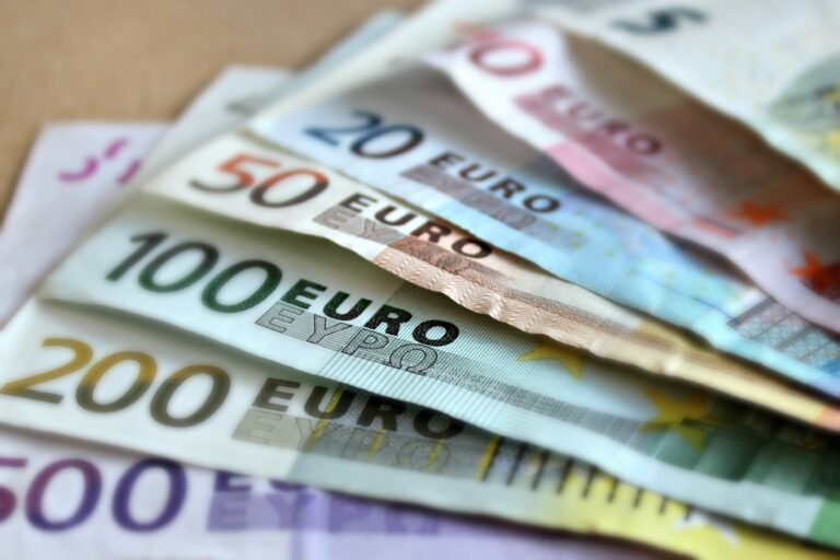 EGR North AmericaXDA Launches New Venture Fund for Gaming and Fintech StartupsXDA has launched a new investment vehicle designed to help gaming and fintech startups..48 minutes ago Money Euros.jpg