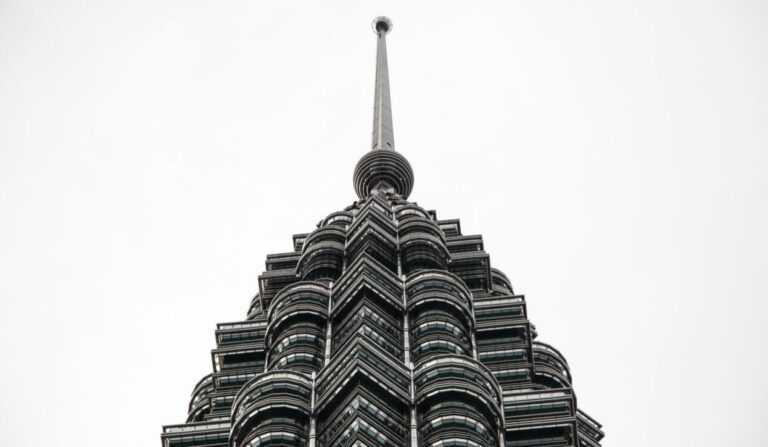 Global Compliance NewsGlobal: The Next Decade in FinTechThe financial sector is illustrating the enormous benefits that come from embracing digital innovation and disruption, while staying ahead of the curve….April 17, 2024 Kuala Lumpur 2.jpg