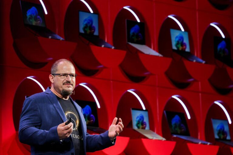 Qualcomm reveals AI smartphone chip as industry shifts to AI phones 3a07bf90 8caa 11ef A72e 0f00d33a73ac.jpeg