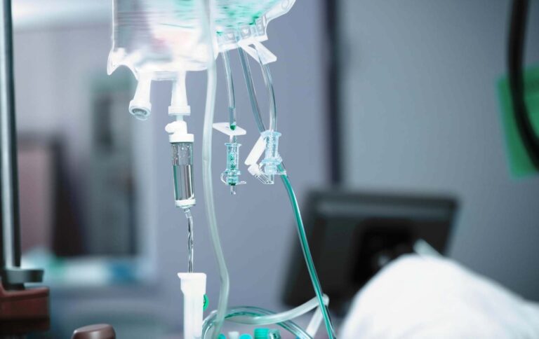 Generative AI used to develop antimicrobial-resistant antibiotics Ivdripbag.sudok1 .jpg