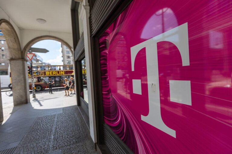 Deutsche Telekom plans €2 billion buyout, AI deployment Ef425476a26267035872cbf232c68ede.jpeg