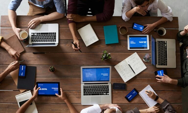 LeafLink, powering cannabis with next-level fintech and tools Officework.jpeg