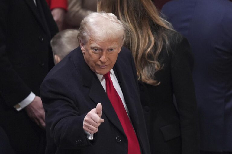Trump announces $500 billion ‘Stargate’ AI project led by Oracle, OpenAI and SoftBank 885547c0 D823 11ef Bf7f 413db08d5aee.jpeg