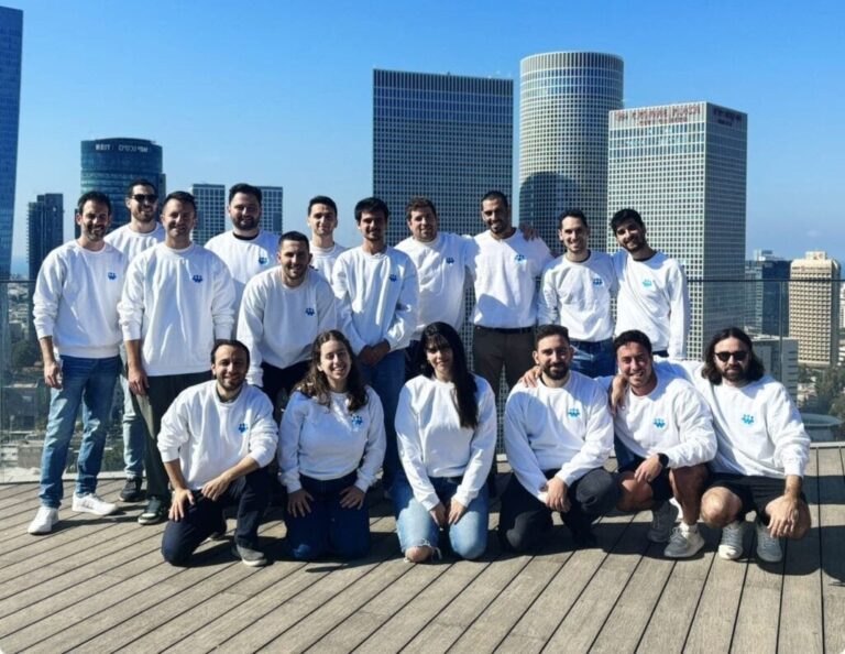 Startup Fintech Gunded Lands $ 7.5 million to provide non -profit organizations in the digital age Crowded Teamshot.jpg
