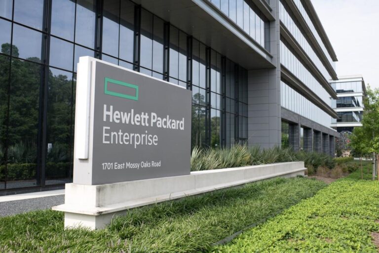 HPE wins $1 billion AI server contract for Elon Musk’s X D1b1f25695f0e5c6c1e30aa3b4fe23ab.jpeg