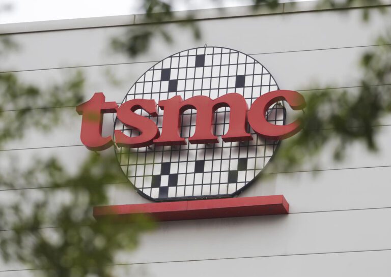 TSMC Sales Beat Estimates, Boost AI Outlook in 2025 F15d0810 9a06 11ec Bff7 F1ebd1da20a0.jpeg