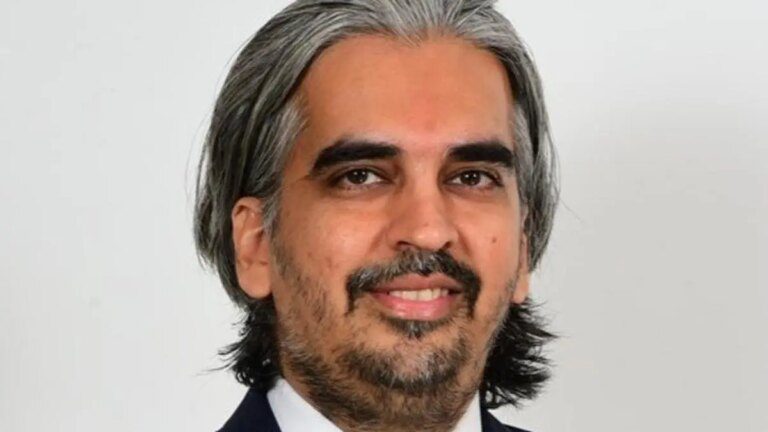 Tarun20bhatia20 20kroll.jpg