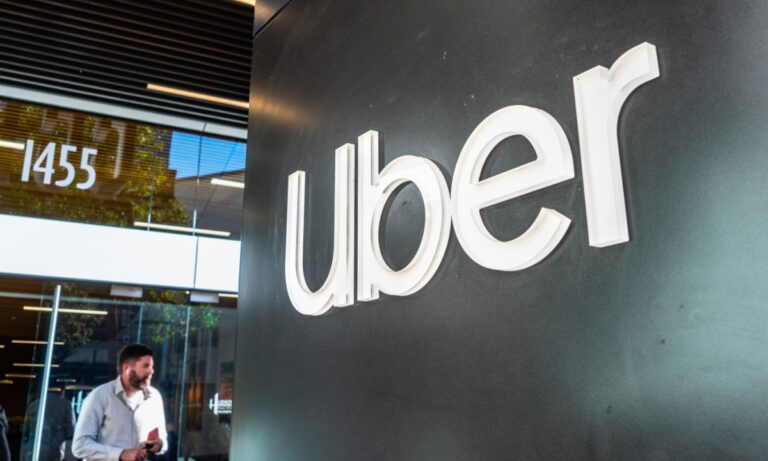 This Week in B2B: Automation, Artificial Intelligence, and Integrated Financial Solutions Uber .jpg