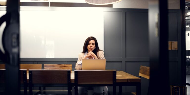 Gartner foresees an isolated company powered by AI for finance professionals unless financial leaders take action. Gettyimages 1191790510.jpg