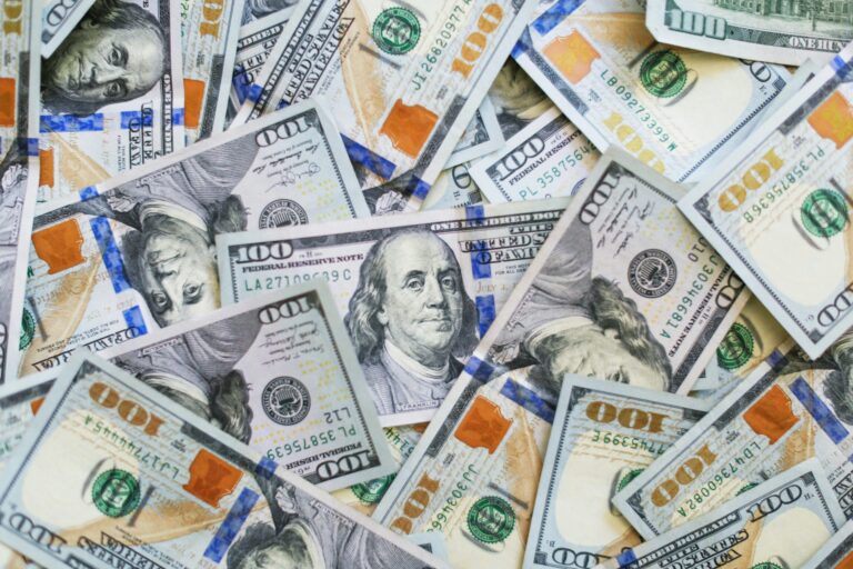 IA Bags financial platform obtains $2.75 million in funding. Giorgio trovato BRl69uNXr7g unsplash 1 scaled.jpg