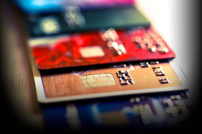 Marquis Reports that Over 672,000 Individuals Experienced Theft of Personal and Financial Data in Ransomware Incident Banking credit cards fortra.jpg