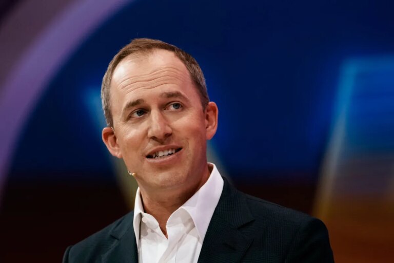 Sierra, Led by Bret Taylor, Acquires YC-Backed AI Startup Fragment AP22166762615783.jpg