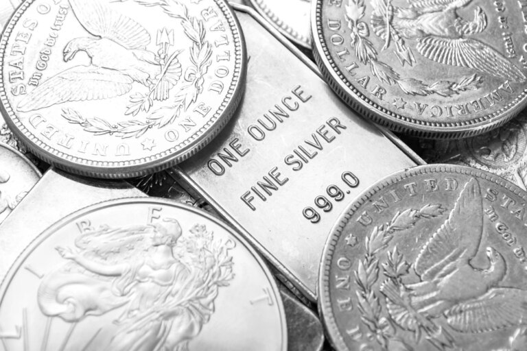 Investors Turn to Silver Amid Market Uncertainty Explainer Invest Silver.jpg