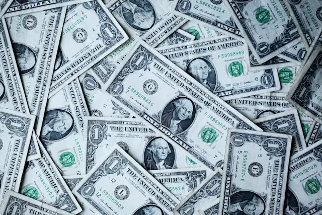 Seventeen FinTech startups secure funding in latest rounds. Alexander grey 8lnbXtxFGZw unsplash 14.jpg
