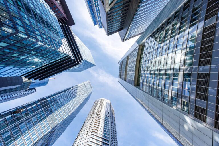 Top Investment Banks Announced in Global Rankings 2023 Shutterstock 2616392441 scaled.jpg