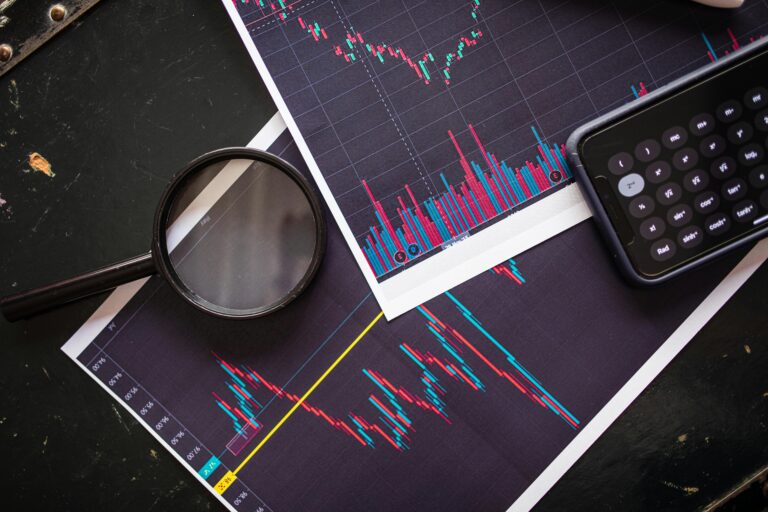 AI Finance Workforce: 6 Powerful Shifts Ahead AI finance workforce splitting into automated and human-led roles
